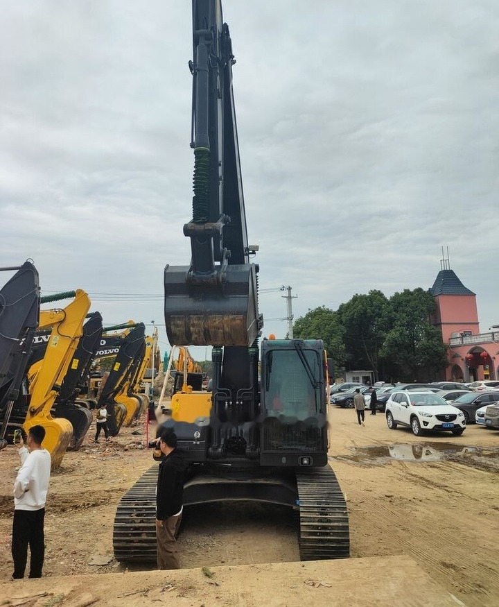 Volvo EC210 - 크롤러 굴삭기 : 사진 1 Volvo EC210 - 크롤러 굴삭기 : 사진 1