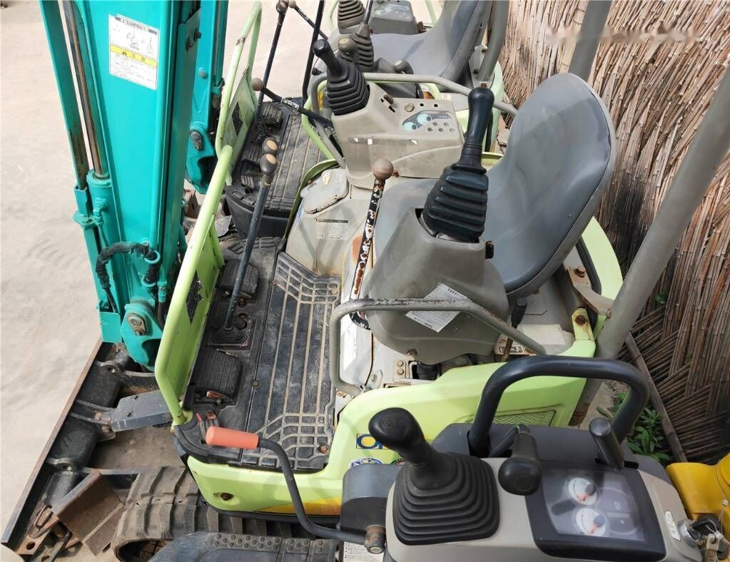 Yanmar Vio 17 - 미니 굴삭기 : 사진 4 Yanmar Vio 17 - 미니 굴삭기 : 사진 4