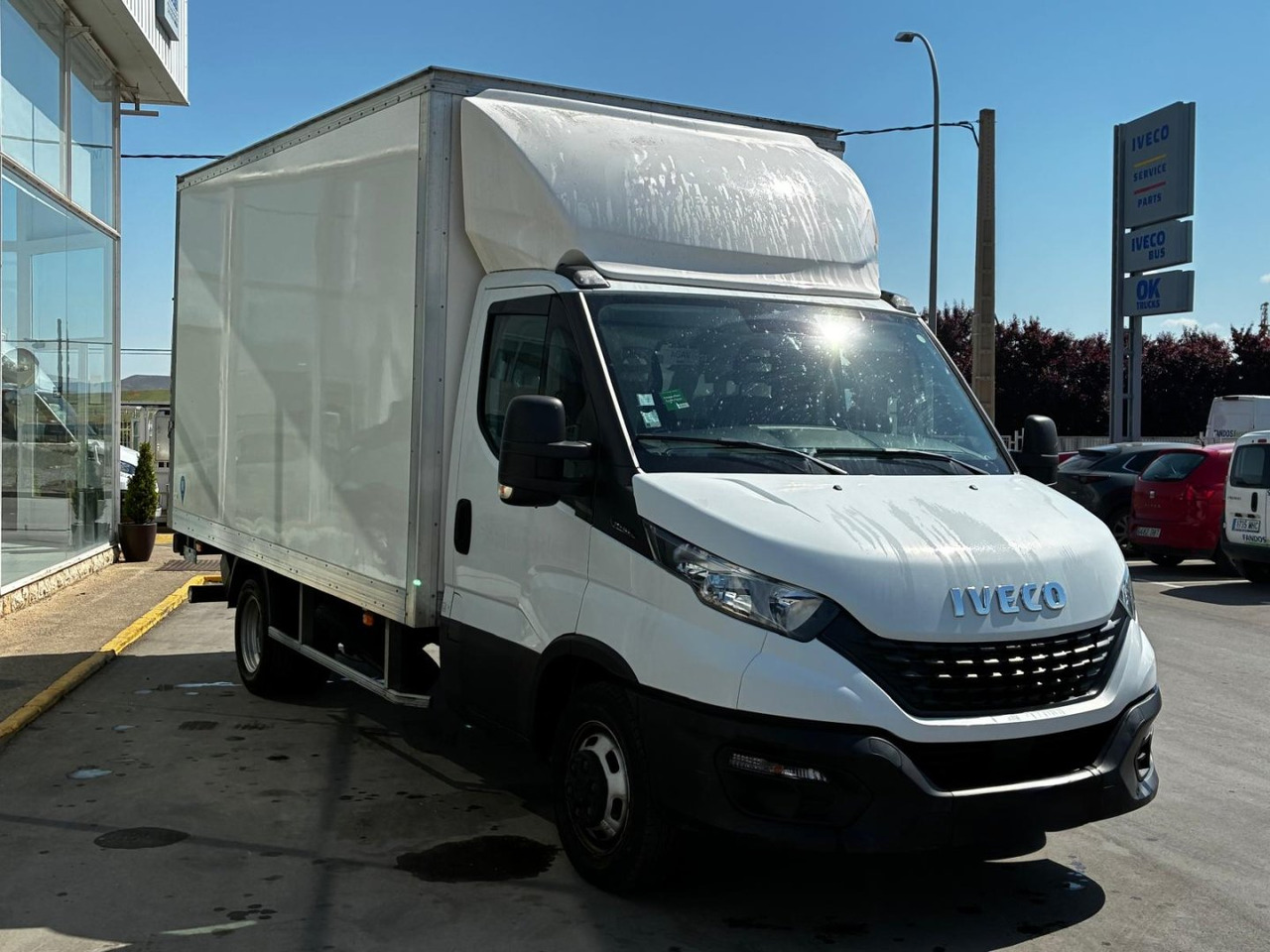 Caja cerrada IVECO 35C16 20m3 - 박스 밴 : 사진 3 Caja cerrada IVECO 35C16 20m3 - 박스 밴 : 사진 3