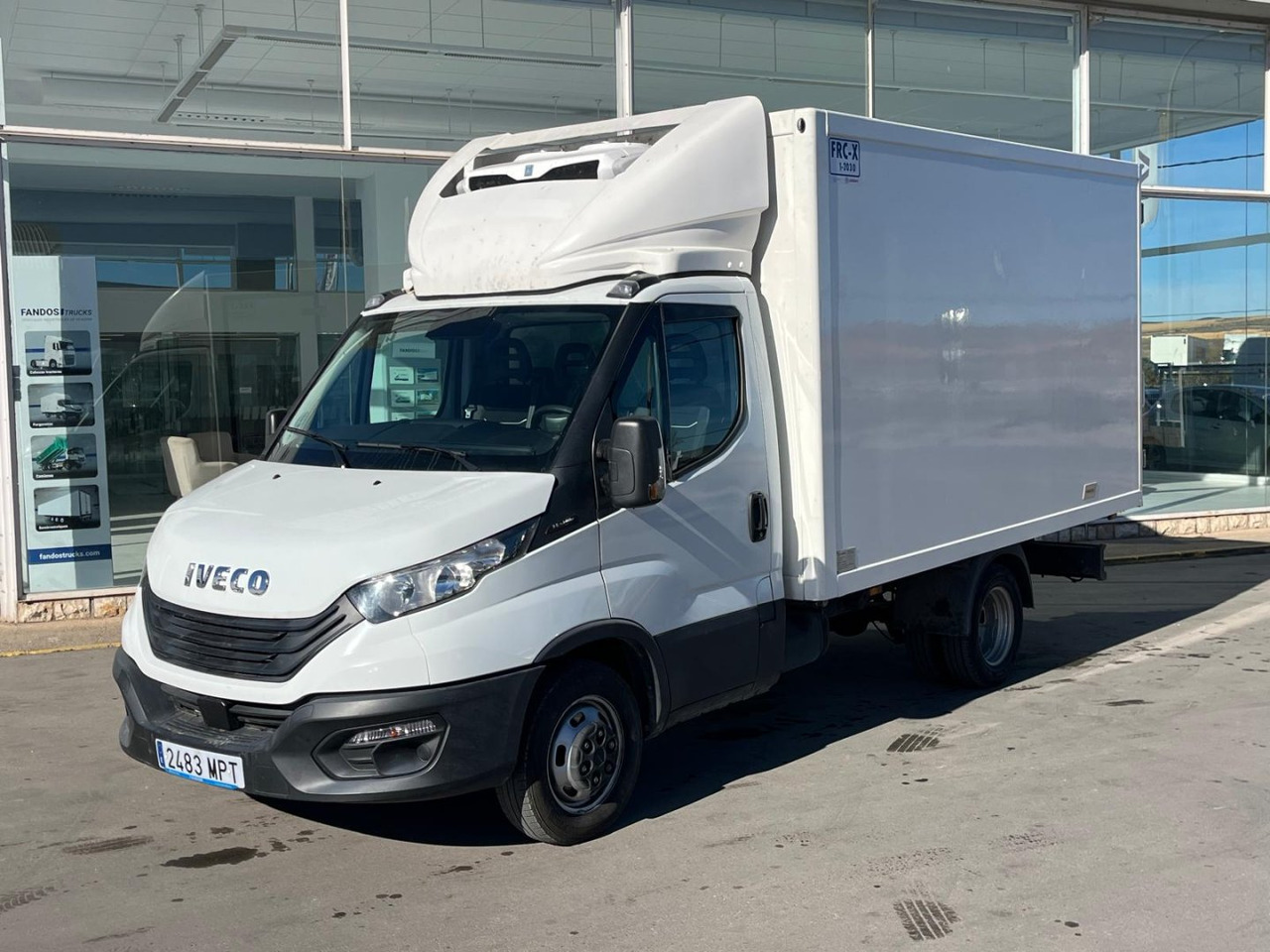 Frigorífico IVECO 35C16 3.0 FRIGORIFICA - 냉동 밴 : 사진 1 Frigorífico IVECO 35C16 3.0 FRIGORIFICA - 냉동 밴 : 사진 1