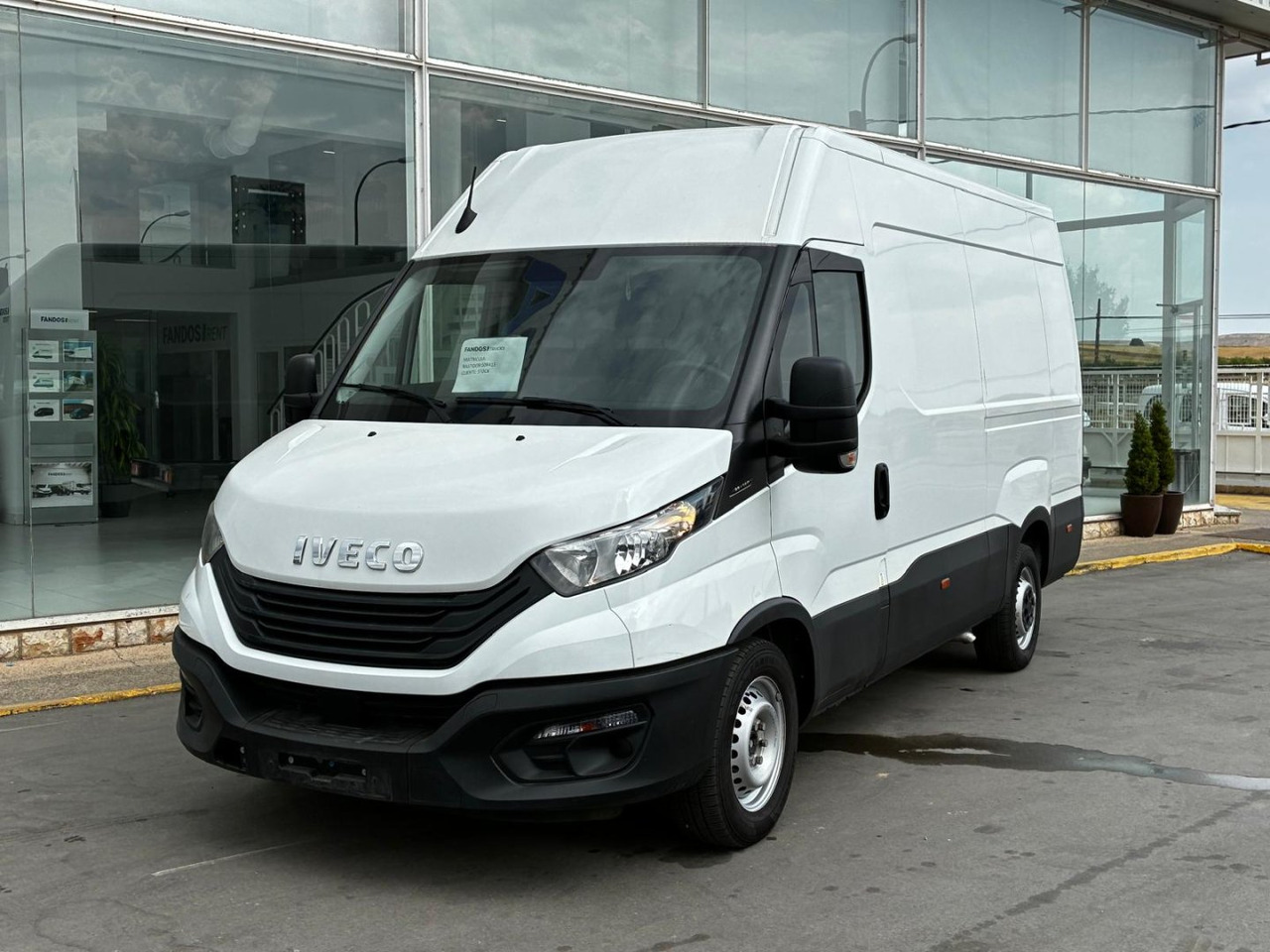 Furgón IVECO 35S14 V 12m3 - 패널 밴 : 사진 1 Furgón IVECO 35S14 V 12m3 - 패널 밴 : 사진 1