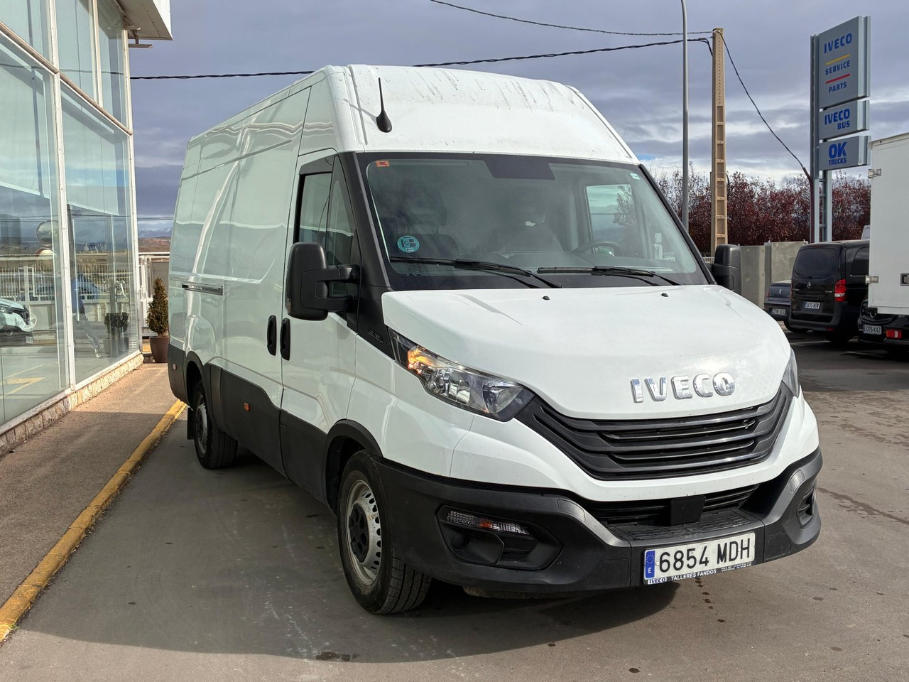 Furgón IVECO 35S16 V 12m3 - 패널 밴 : 사진 3 Furgón IVECO 35S16 V 12m3 - 패널 밴 : 사진 3