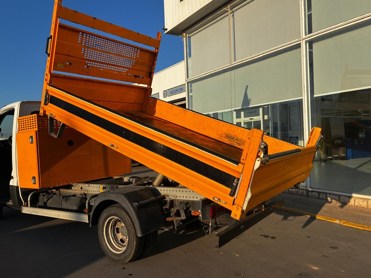 Volquete/Dumper IVECO 35C14 CAJA BASCULANTE - 덤프 밴 : 사진 5 Volquete/Dumper IVECO 35C14 CAJA BASCULANTE - 덤프 밴 : 사진 5