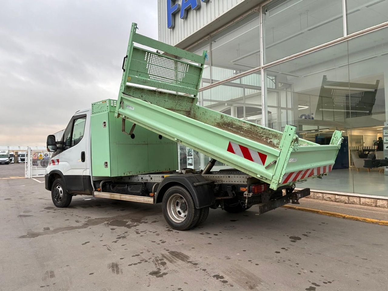 Volquete/Dumper IVECO 35C16 3.0 CAJA BASCULANTE - 덤프 밴 : 사진 5 Volquete/Dumper IVECO 35C16 3.0 CAJA BASCULANTE - 덤프 밴 : 사진 5