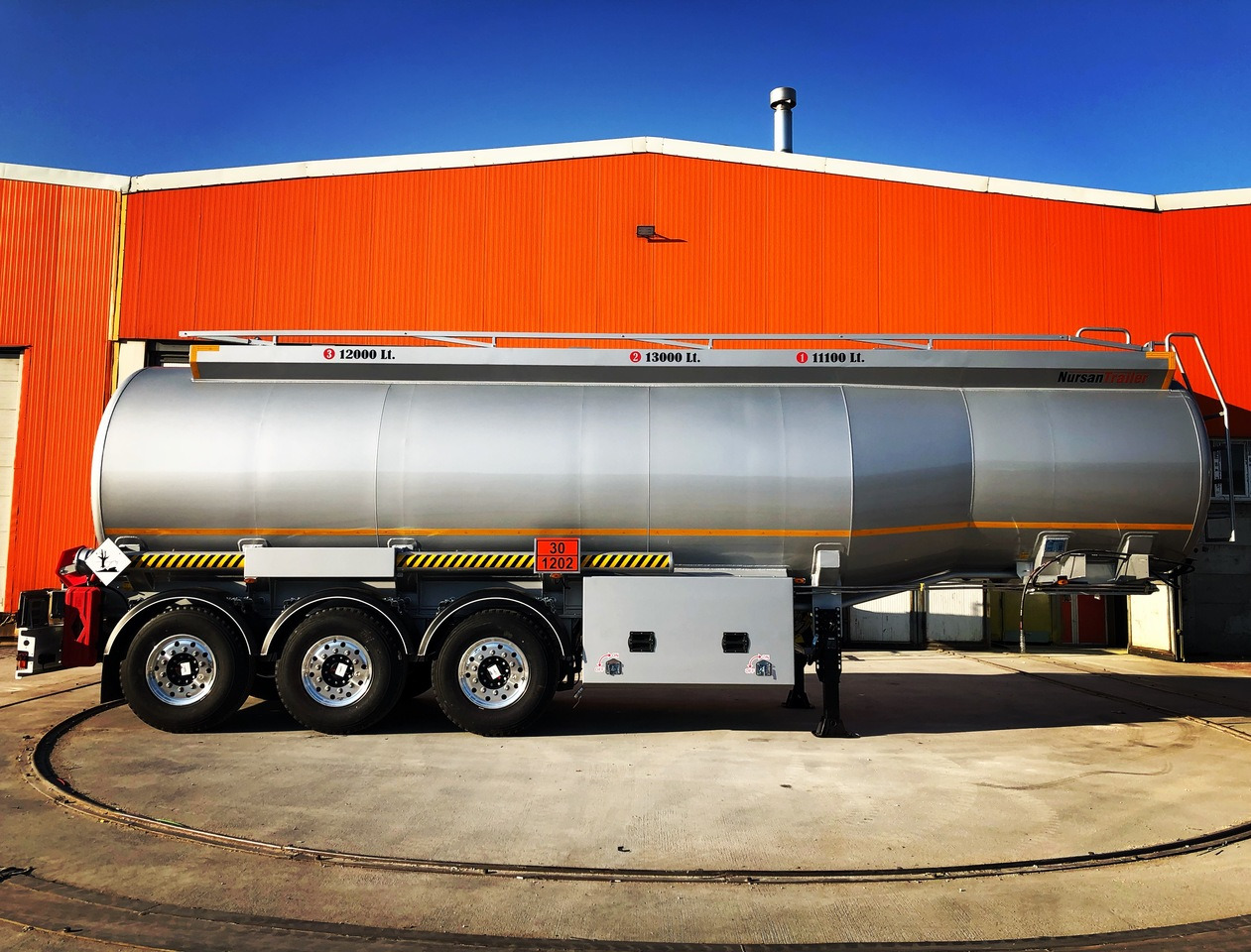 NURSAN Aluminium Tanker - 유조 세미 트레일러 : 사진 5 NURSAN Aluminium Tanker - 유조 세미 트레일러 : 사진 5
