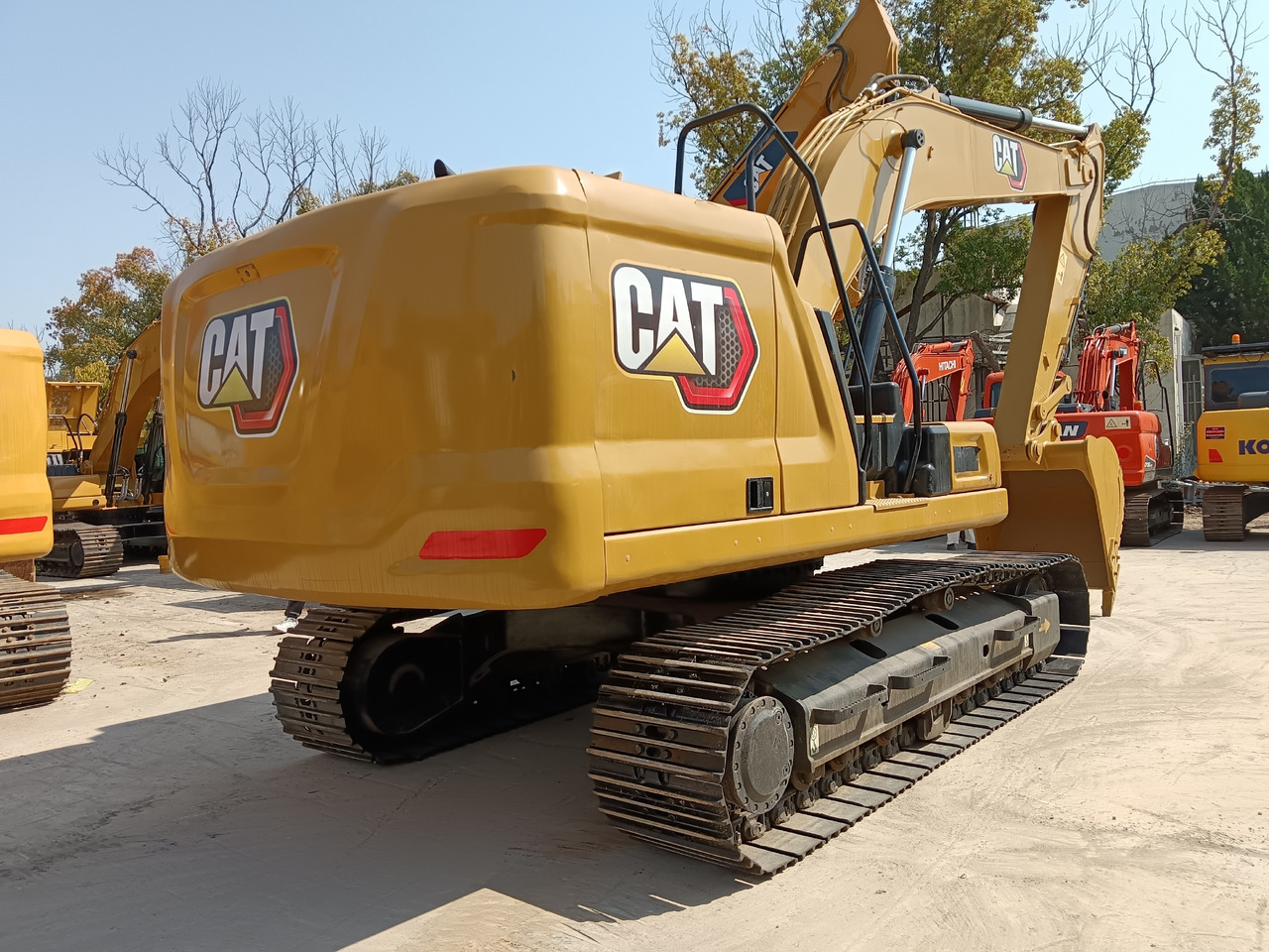 CAT 320GC CATERPILLAR 320 GC - 크롤러 굴삭기 : 사진 2 CAT 320GC CATERPILLAR 320 GC - 크롤러 굴삭기 : 사진 2
