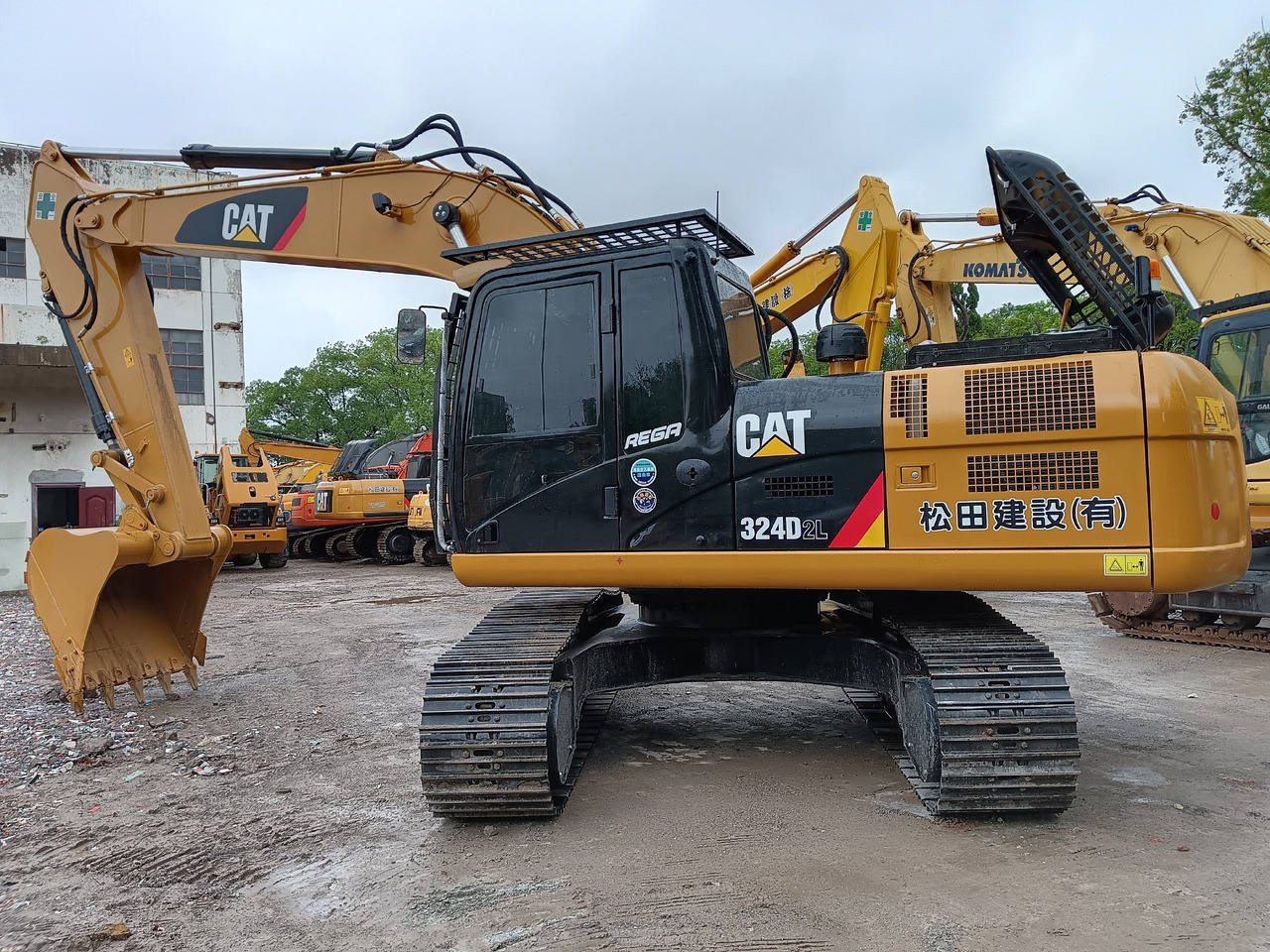 CAT 324DL - 크롤러 굴삭기 : 사진 1 CAT 324DL - 크롤러 굴삭기 : 사진 1