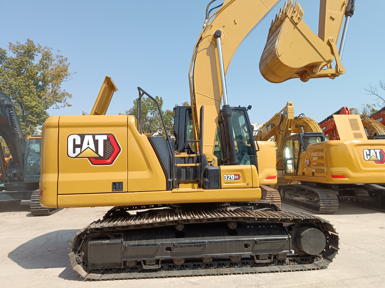 CATERPILLAR 320GC - 크롤러 굴삭기 : 사진 1 CATERPILLAR 320GC - 크롤러 굴삭기 : 사진 1