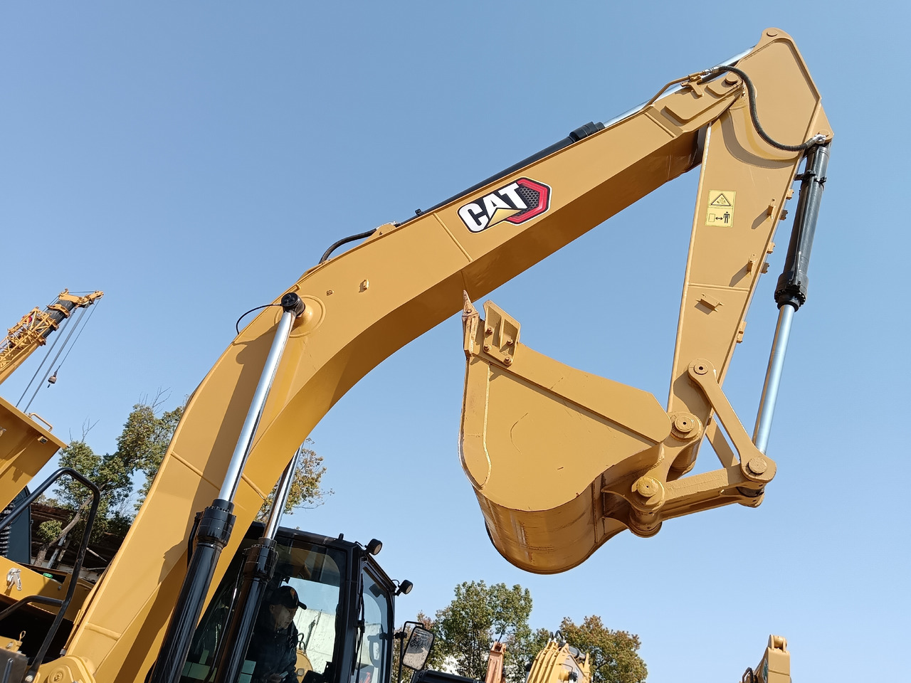 CATERPILLAR 320GC - 크롤러 굴삭기 : 사진 3 CATERPILLAR 320GC - 크롤러 굴삭기 : 사진 3