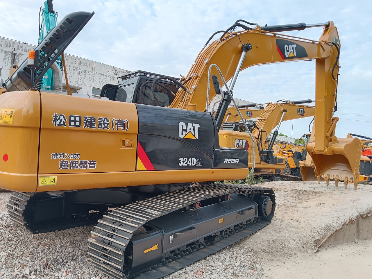 CATERPILLAR 324DL CAT 324 D2L - 크롤러 굴삭기 : 사진 1 CATERPILLAR 324DL CAT 324 D2L - 크롤러 굴삭기 : 사진 1