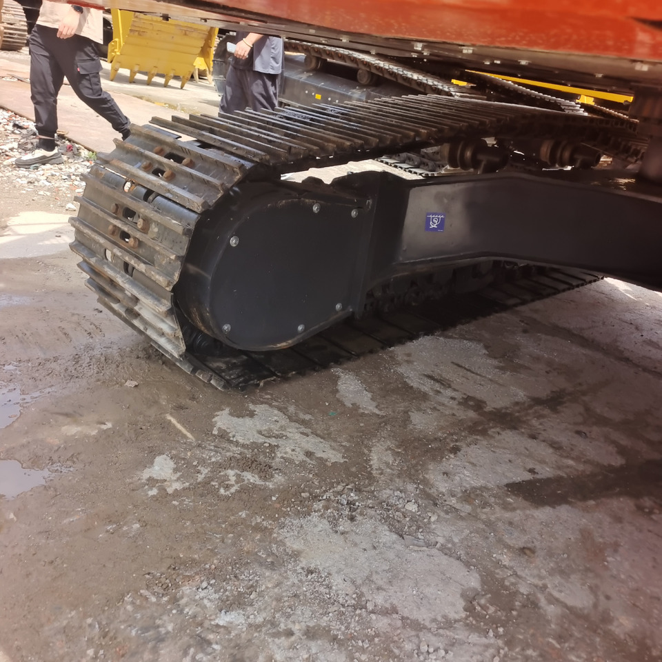 DOOSAN DX225LCA DX225LC-9C - 크롤러 굴삭기 : 사진 4 DOOSAN DX225LCA DX225LC-9C - 크롤러 굴삭기 : 사진 4