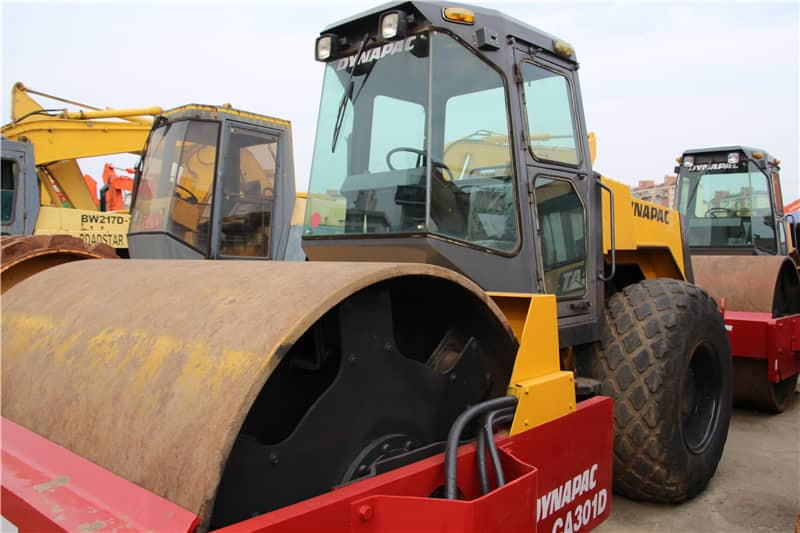 DYNAPAC CA301D - 로드 롤러 : 사진 5 DYNAPAC CA301D - 로드 롤러 : 사진 5