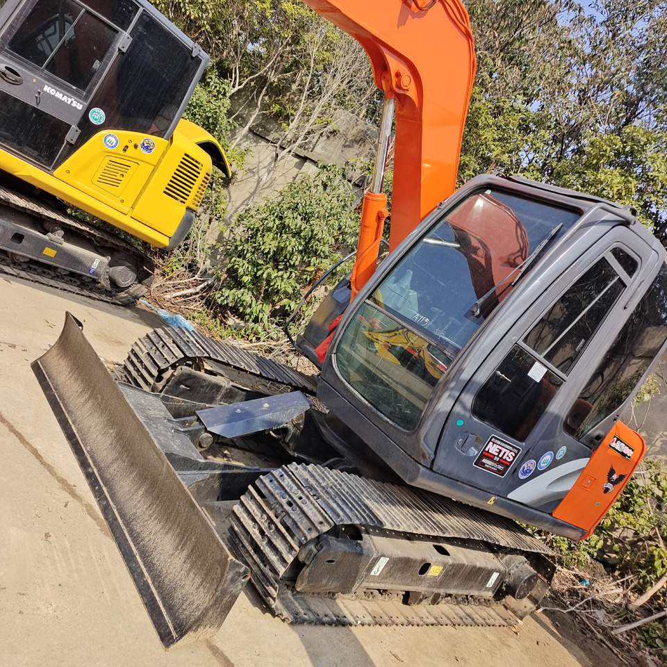 HITACHI ZX70 ZAXIS 70 - 미니 굴삭기 : 사진 2 HITACHI ZX70 ZAXIS 70 - 미니 굴삭기 : 사진 2