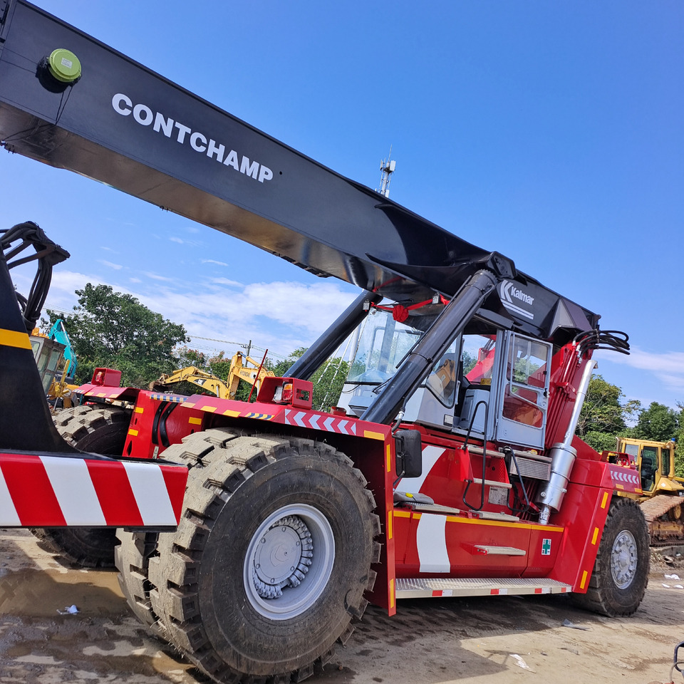 KALMAR DRF450 DRF450 DRT DRD DRU DRS - 리치 스태커 : 사진 1 KALMAR DRF450 DRF450 DRT DRD DRU DRS - 리치 스태커 : 사진 1