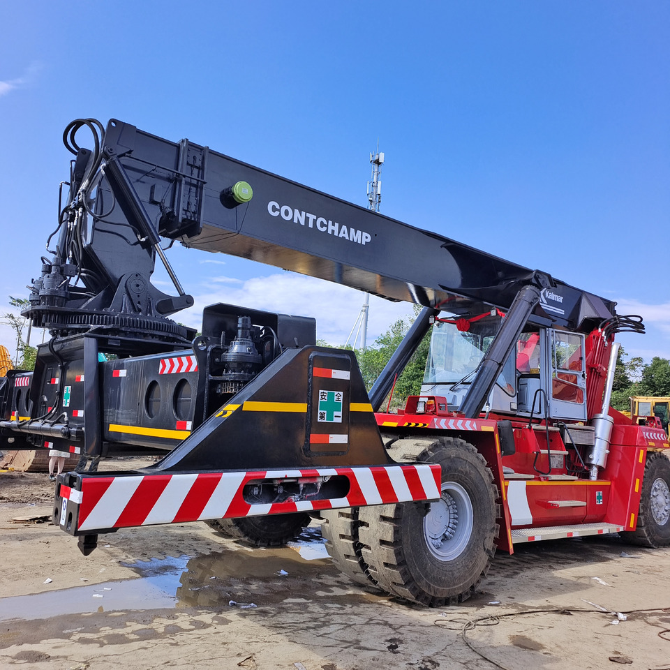 KALMAR DRF450 - 스태커 : 사진 1 KALMAR DRF450 - 스태커 : 사진 1
