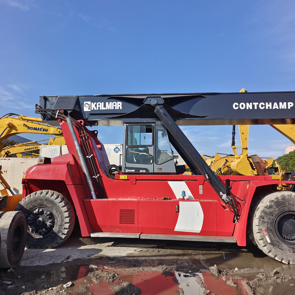 KALMAR DRT450 45 TON DRF 450 DRU450 DRD 450 - 리치 스태커 : 사진 1 KALMAR DRT450 45 TON DRF 450 DRU450 DRD 450 - 리치 스태커 : 사진 1