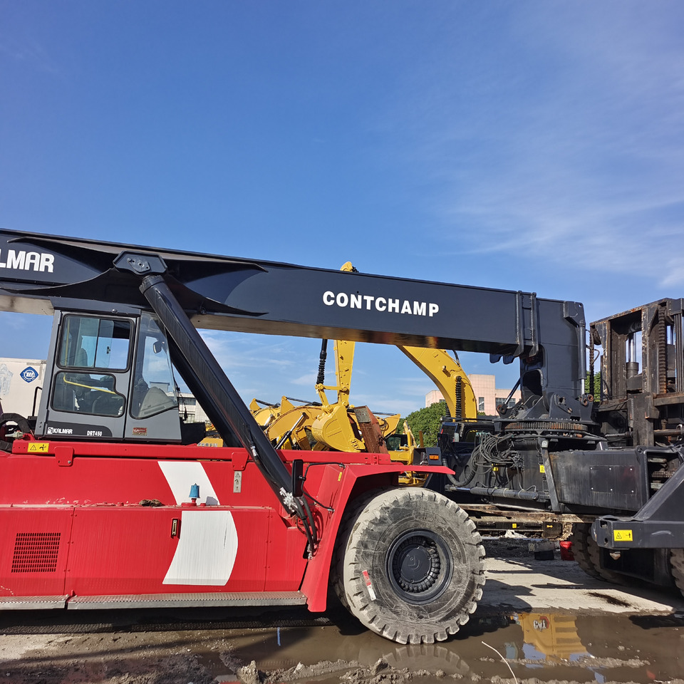 KALMAR DRT450 DRT DRD DRU 450 45 TON - 리치 스태커 : 사진 2 KALMAR DRT450 DRT DRD DRU 450 45 TON - 리치 스태커 : 사진 2