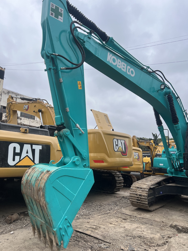 KOBELCO SK200-8 - 크롤러 굴삭기 : 사진 4 KOBELCO SK200-8 - 크롤러 굴삭기 : 사진 4
