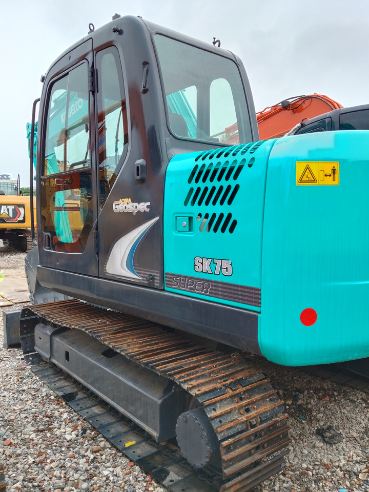 KOBELCO SK75 SK 75 - 미니 굴삭기 : 사진 5 KOBELCO SK75 SK 75 - 미니 굴삭기 : 사진 5