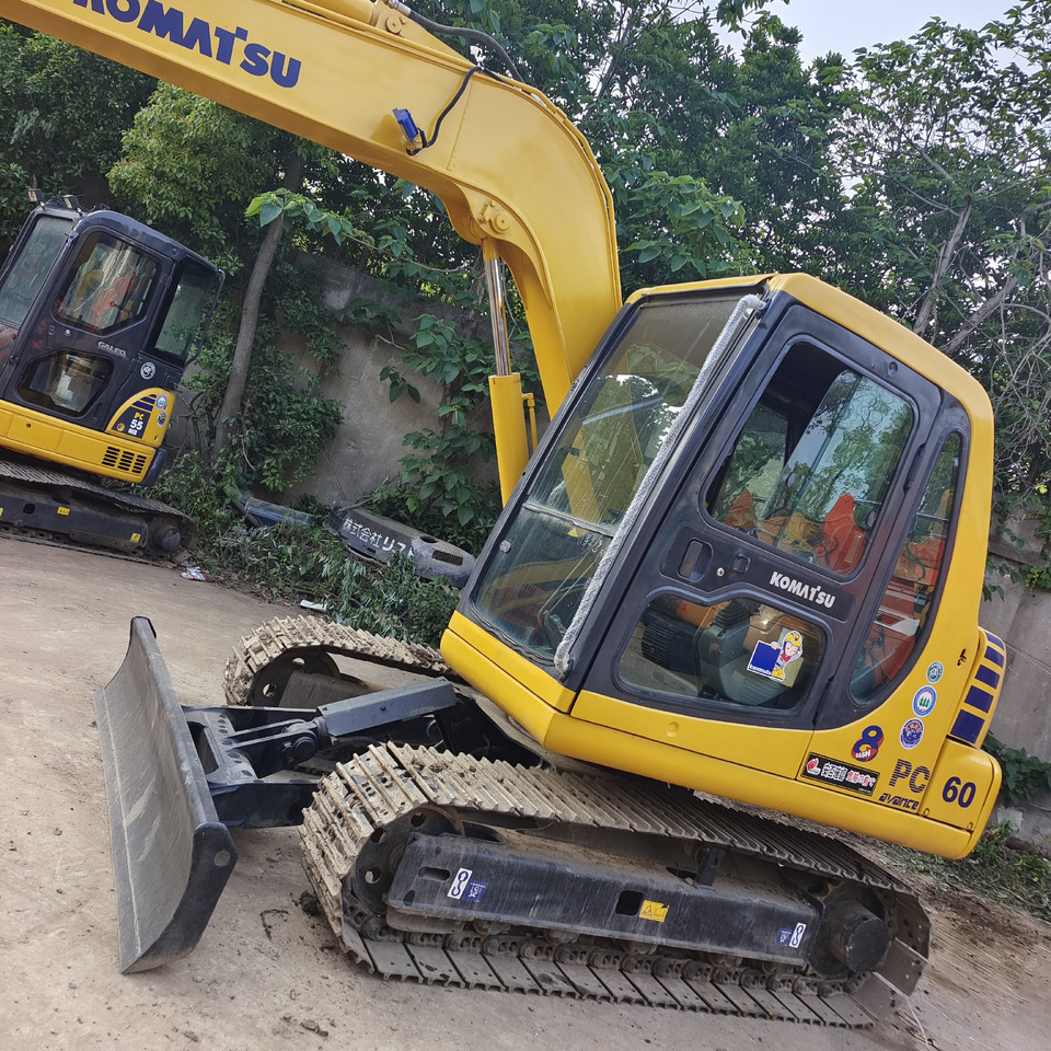 KOMATSU PC 60 - 미니 굴삭기 : 사진 2 KOMATSU PC 60 - 미니 굴삭기 : 사진 2