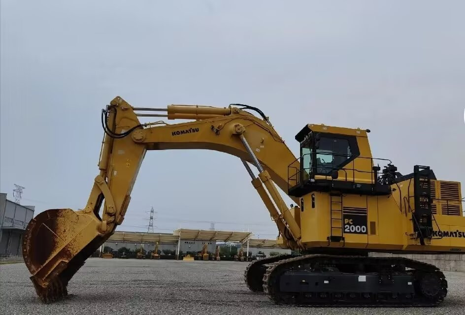 KOMATSU PC2000-8 MINING EXCAVATOR PC 2000 - 8 - 광산 기계 : 사진 4 KOMATSU PC2000-8 MINING EXCAVATOR PC 2000 - 8 - 광산 기계 : 사진 4