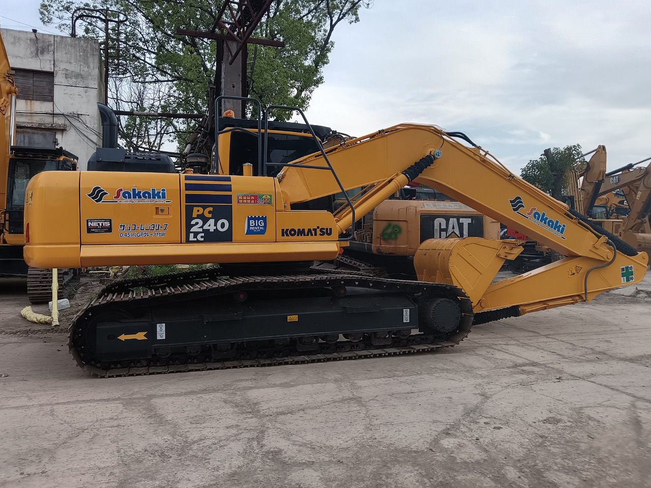 KOMATSU PC240LC - 크롤러 굴삭기 : 사진 3 KOMATSU PC240LC - 크롤러 굴삭기 : 사진 3