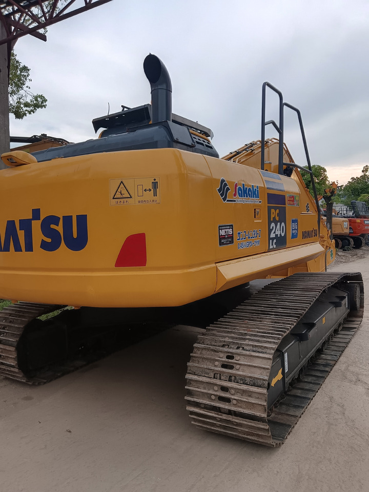 KOMATSU PC240LC - 크롤러 굴삭기 : 사진 5 KOMATSU PC240LC - 크롤러 굴삭기 : 사진 5