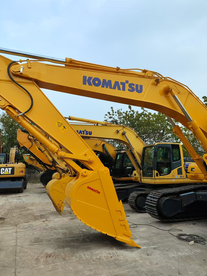 KOMATSU PC450-8 - 크롤러 굴삭기 : 사진 2 KOMATSU PC450-8 - 크롤러 굴삭기 : 사진 2