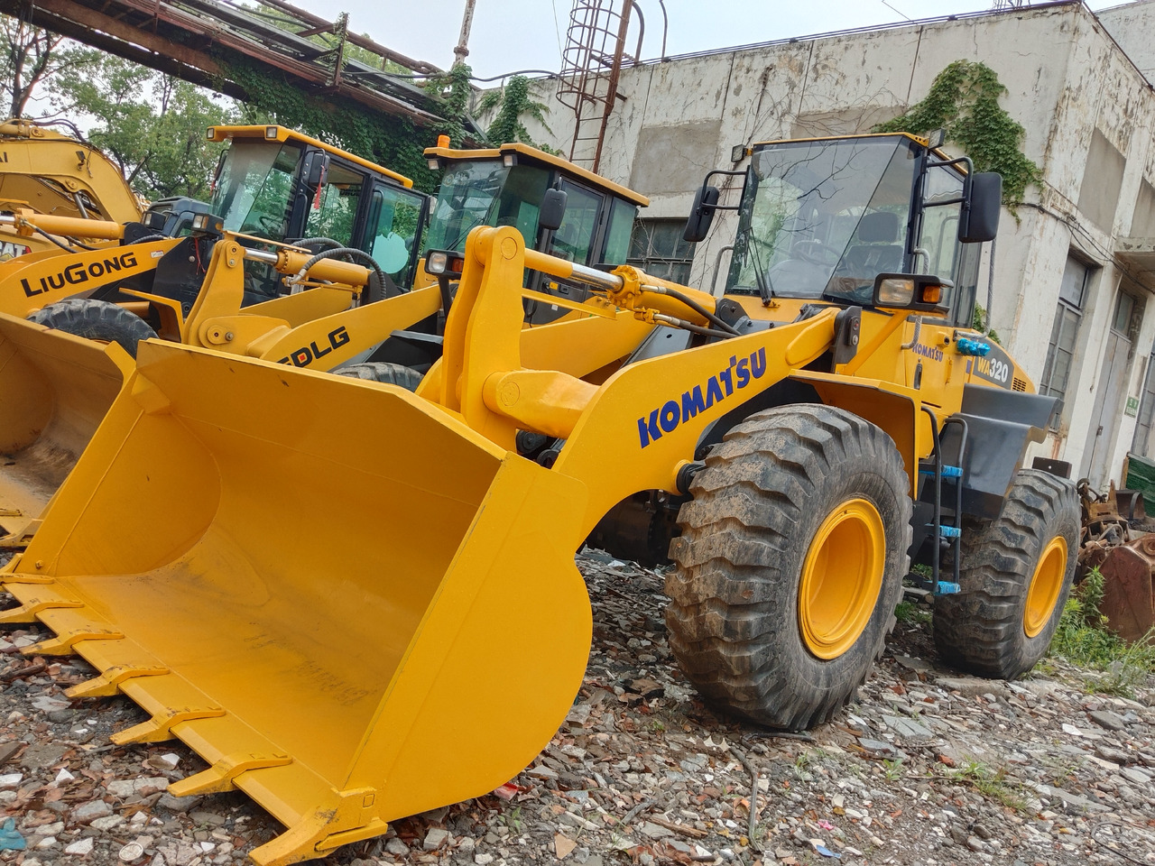KOMATSU WA 320 WA320-5 - 휠 로더 : 사진 5 KOMATSU WA 320 WA320-5 - 휠 로더 : 사진 5