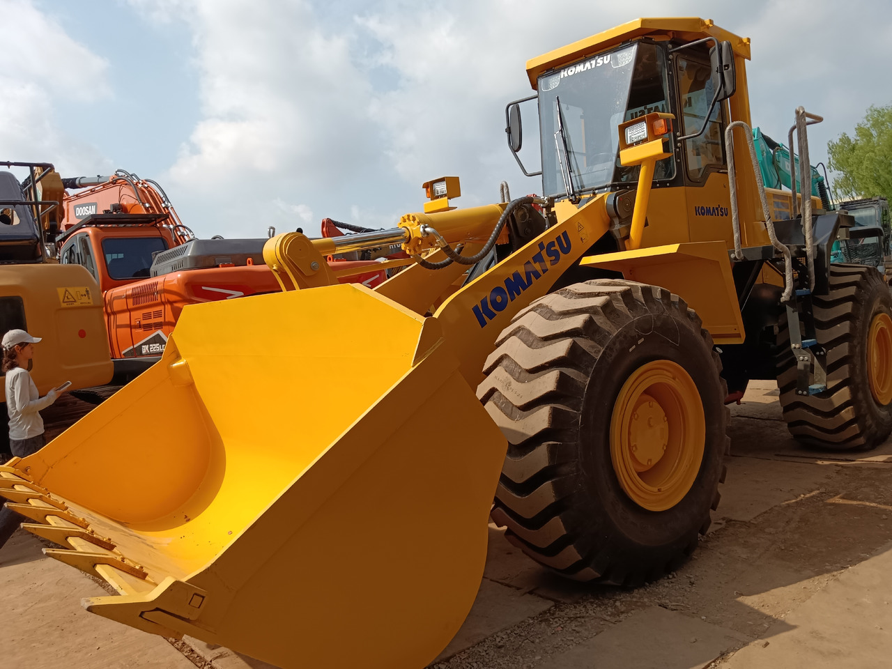 KOMATSU WA470 - 휠 로더 : 사진 4 KOMATSU WA470 - 휠 로더 : 사진 4