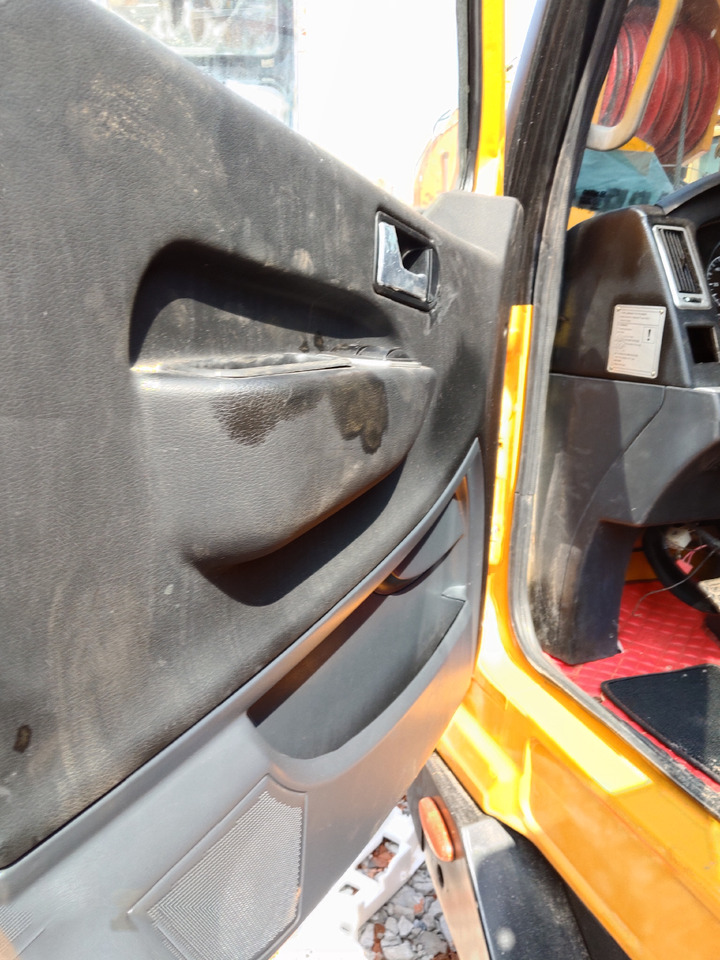 XCMG XCT50K - 모바일 크레인 : 사진 2 XCMG XCT50K - 모바일 크레인 : 사진 2