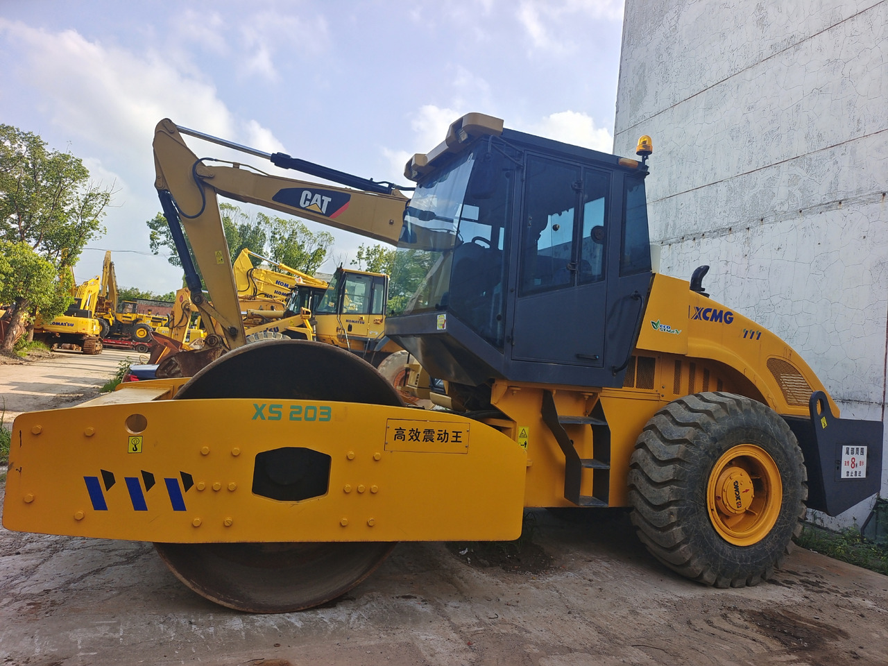 XCMG XS203J XS223J - 로드 롤러 : 사진 4 XCMG XS203J XS223J - 로드 롤러 : 사진 4