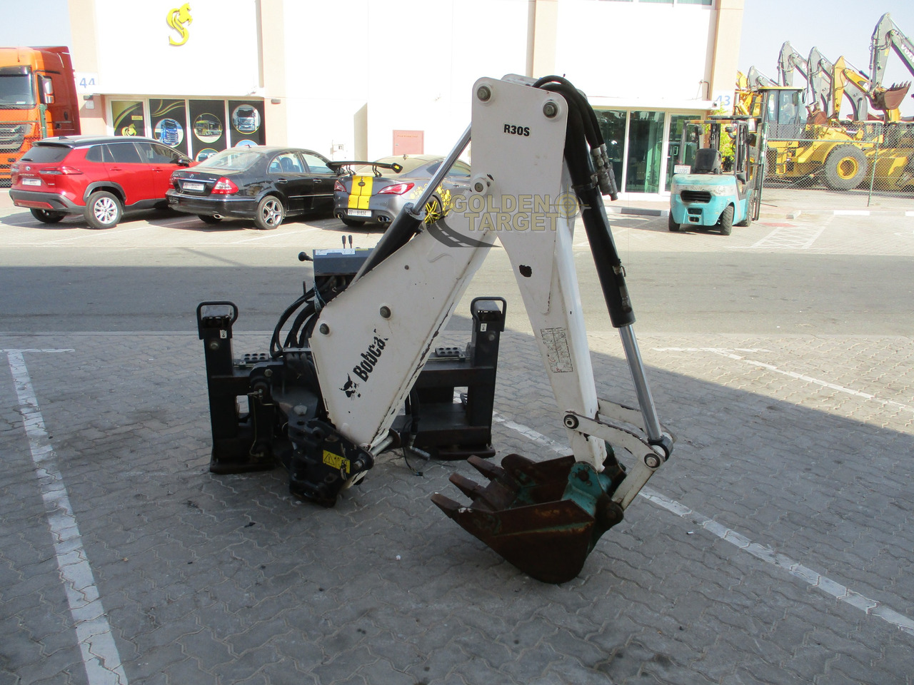 BOBCAT Skid Steer R30S Backhoe Attachment - 로더 버킷 스키드 스티어 로더 용 : 사진 1 BOBCAT Skid Steer R30S Backhoe Attachment - 로더 버킷 스키드 스티어 로더 용 : 사진 1