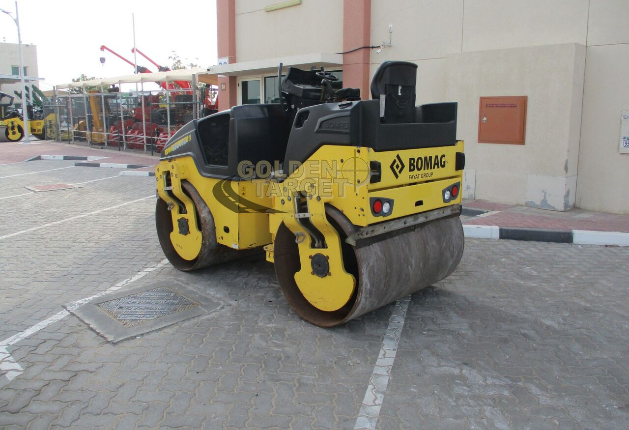 BOMAG BW138 AD-5 Roller - 로드 롤러 : 사진 4 BOMAG BW138 AD-5 Roller - 로드 롤러 : 사진 4