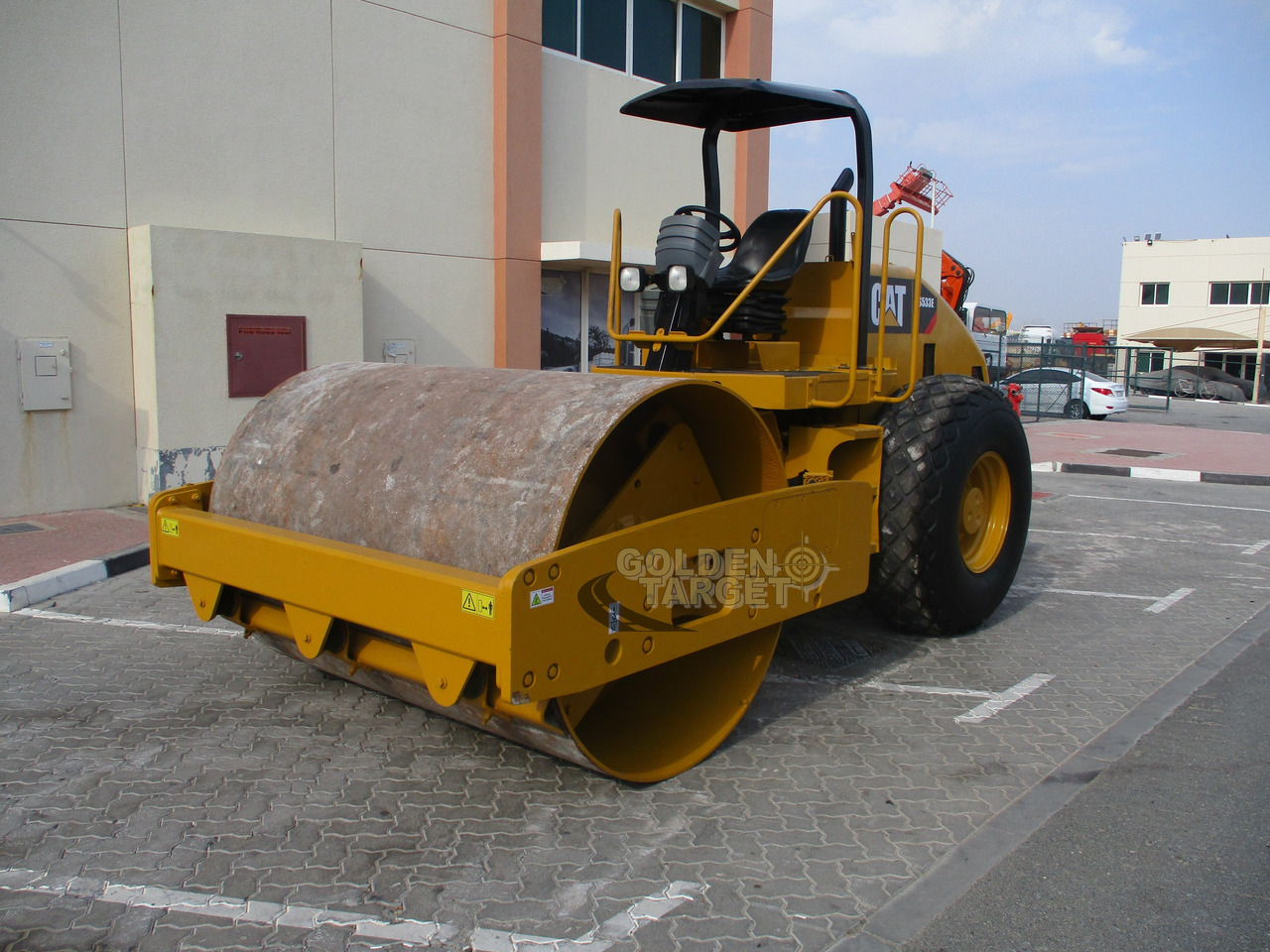 CATERPILLAR CS533E VIBRATORY ROLLER - 로드 롤러 : 사진 2 CATERPILLAR CS533E VIBRATORY ROLLER - 로드 롤러 : 사진 2