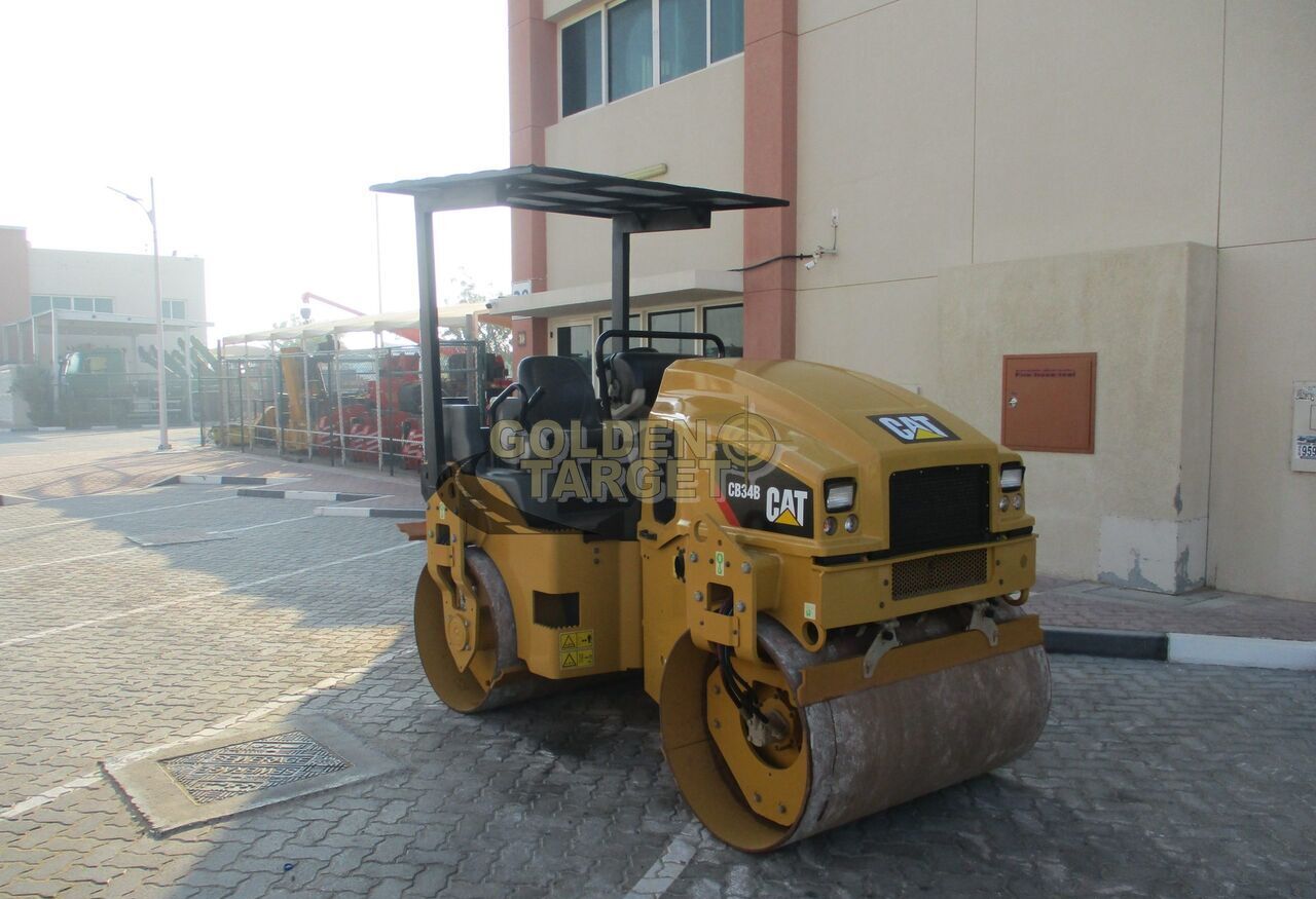 Caterpillar CB34B Double Drum Roller - 로드 롤러 : 사진 1 Caterpillar CB34B Double Drum Roller - 로드 롤러 : 사진 1