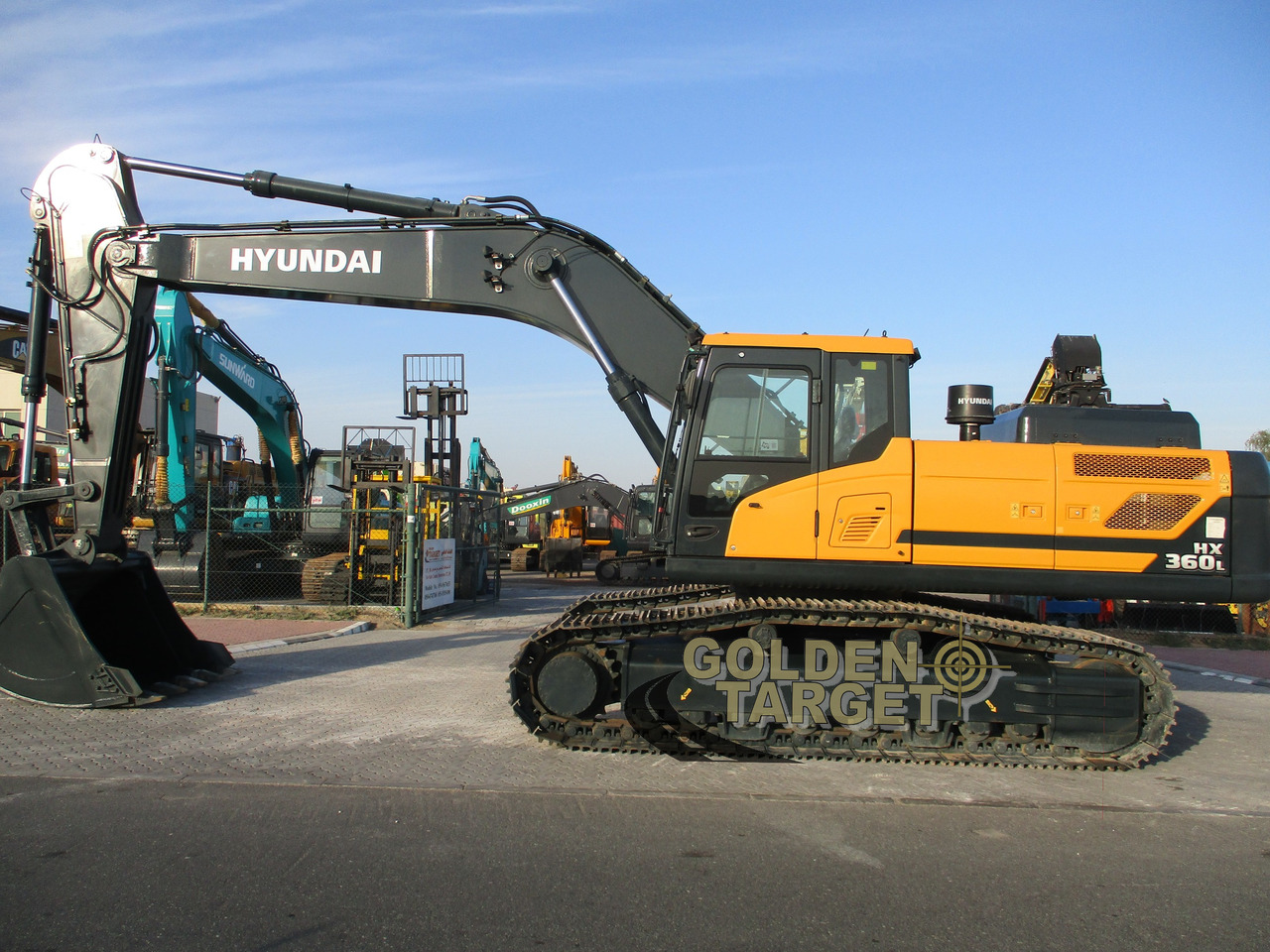 HYUNDAI HX360L Hydraulic Excavator - 굴착기 : 사진 5 HYUNDAI HX360L Hydraulic Excavator - 굴착기 : 사진 5