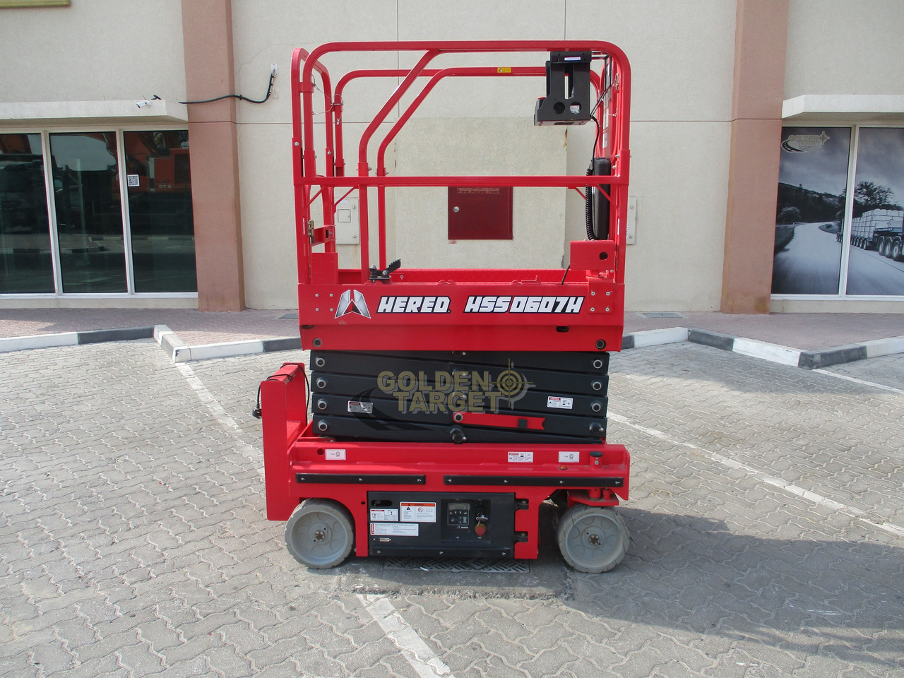 Hered HSS0607H Hydraulic Scissor Lift - 시저 리프트 : 사진 5 Hered HSS0607H Hydraulic Scissor Lift - 시저 리프트 : 사진 5