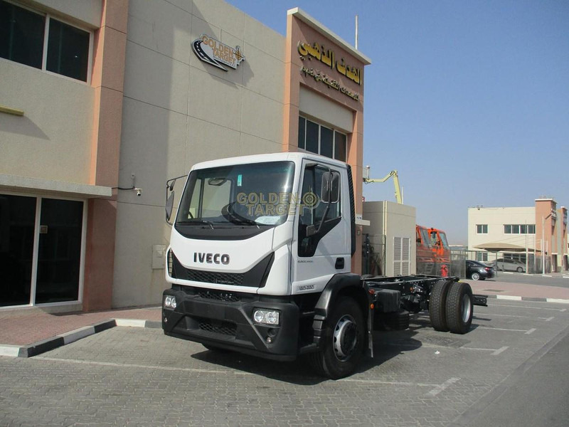 Iveco EUROCARGO 180E28 - 새시 세미 트레일러 : 사진 2 Iveco EUROCARGO 180E28 - 새시 세미 트레일러 : 사진 2
