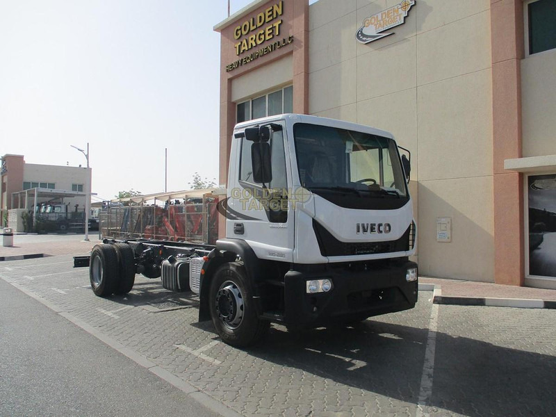 Iveco EUROCARGO 180E28 - 새시 세미 트레일러 : 사진 1 Iveco EUROCARGO 180E28 - 새시 세미 트레일러 : 사진 1