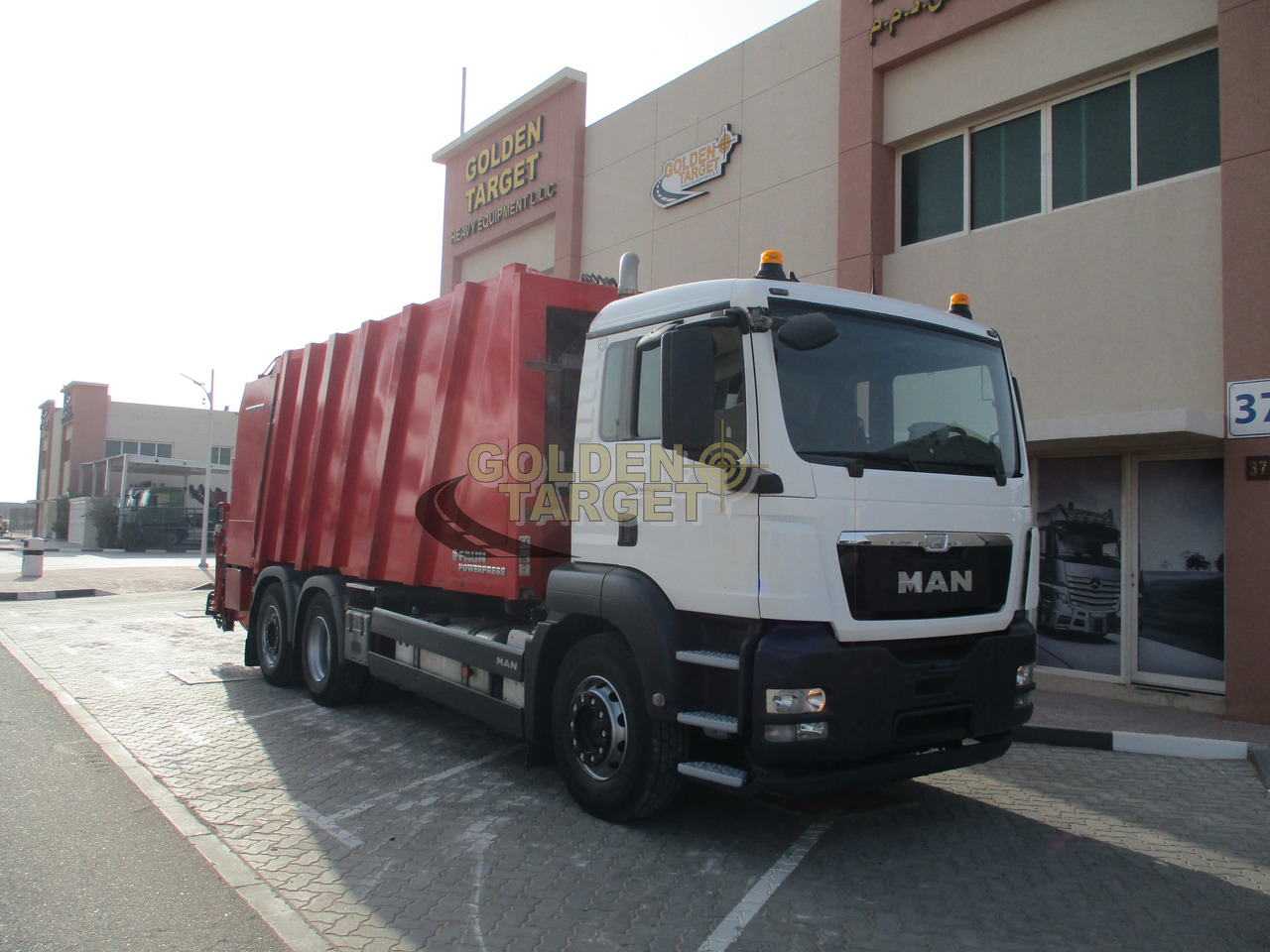 MAN TGS26.320 6×2 Garbage Truck - 쓰레기차 : 사진 1 MAN TGS26.320 6×2 Garbage Truck - 쓰레기차 : 사진 1