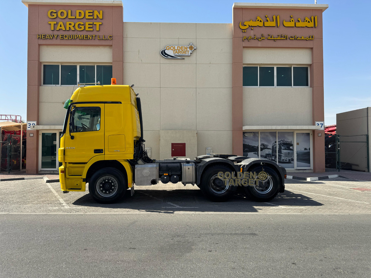 Mercedes Benz ACTROS 3355 6x4 Head Truck - 트랙터 유닛 : 사진 5 Mercedes Benz ACTROS 3355 6x4 Head Truck - 트랙터 유닛 : 사진 5