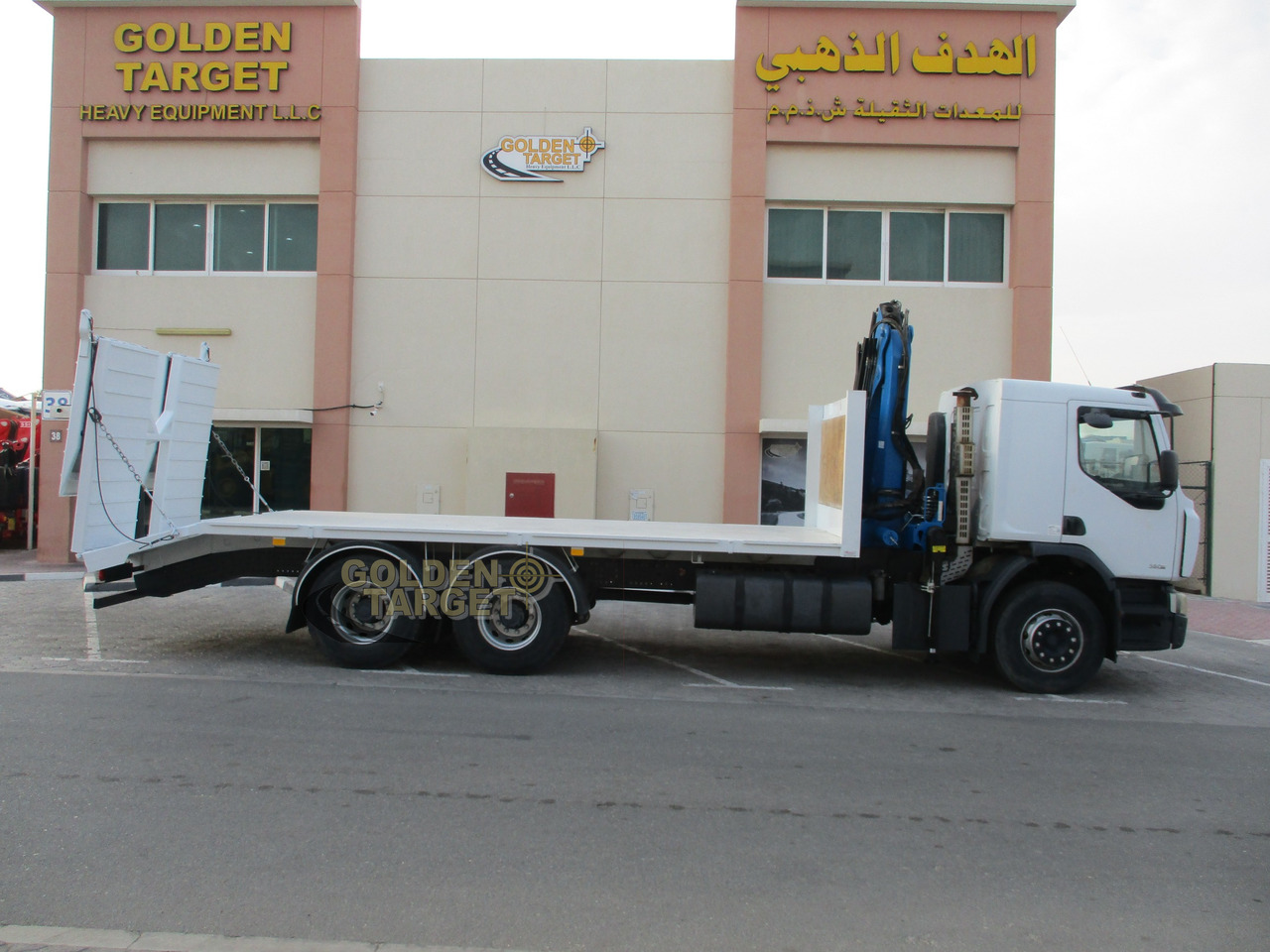 RENAULT Kerax 380 6×4 Crane Truck - 크레인 트럭 : 사진 5 RENAULT Kerax 380 6×4 Crane Truck - 크레인 트럭 : 사진 5