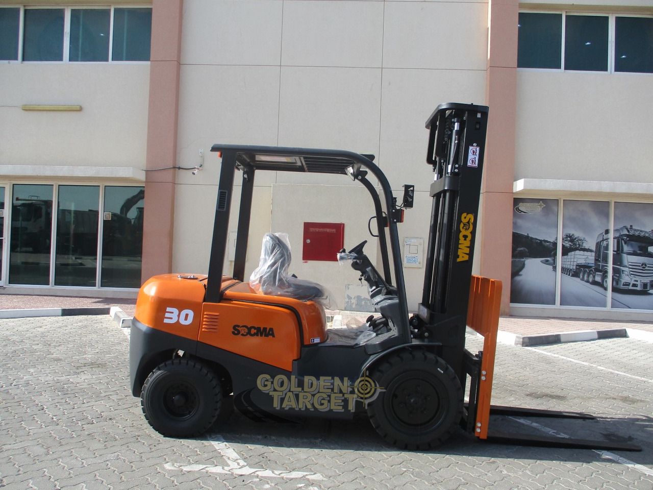 SOCMA HNF-30 Forklift - 디젤 지게차 : 사진 5 SOCMA HNF-30 Forklift - 디젤 지게차 : 사진 5