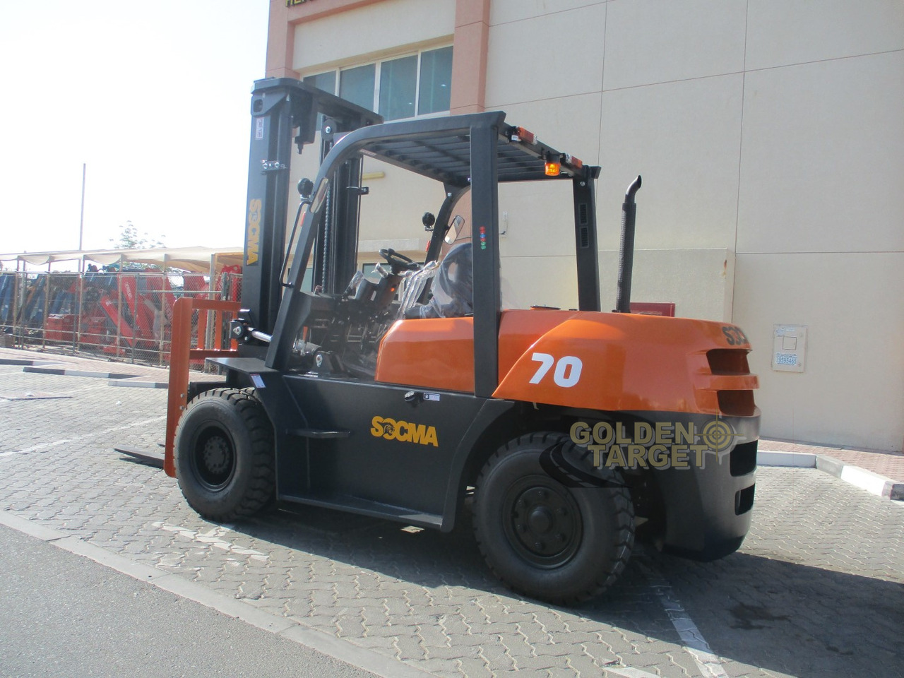 SOCMA HNF-70 Forklift - 디젤 지게차 : 사진 4 SOCMA HNF-70 Forklift - 디젤 지게차 : 사진 4