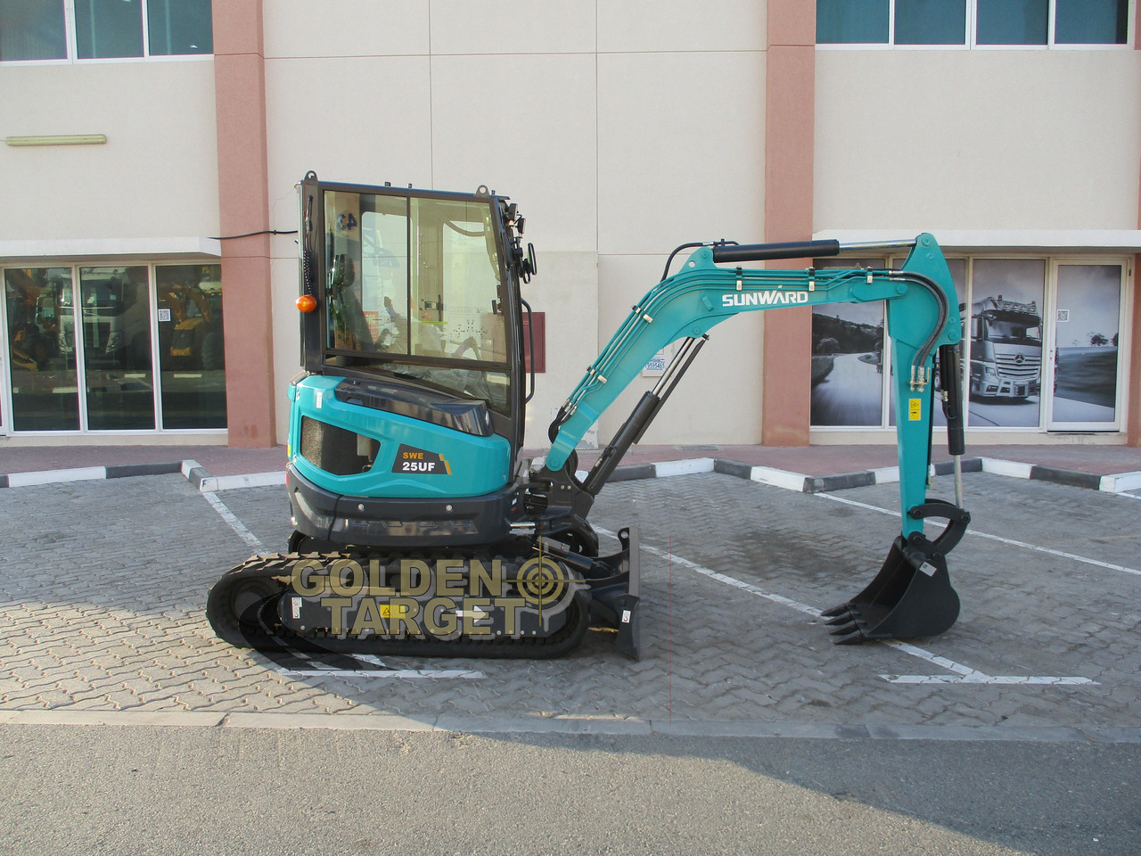 SUNWARD SWE25UF Mini Hydraulic Excavator - 미니 굴삭기 : 사진 5 SUNWARD SWE25UF Mini Hydraulic Excavator - 미니 굴삭기 : 사진 5