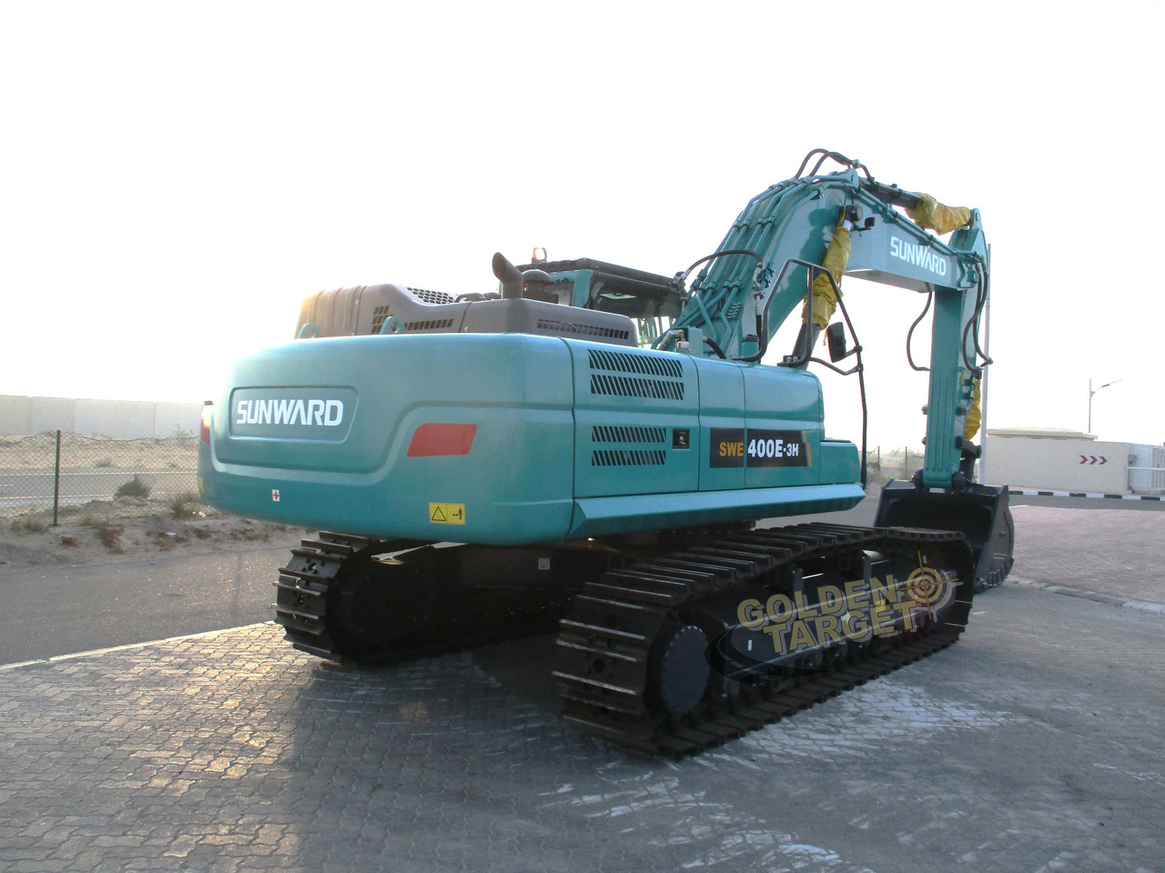 SUNWARD SWE400E-3H Hydraulic Excavator - 크롤러 굴삭기 : 사진 4 SUNWARD SWE400E-3H Hydraulic Excavator - 크롤러 굴삭기 : 사진 4