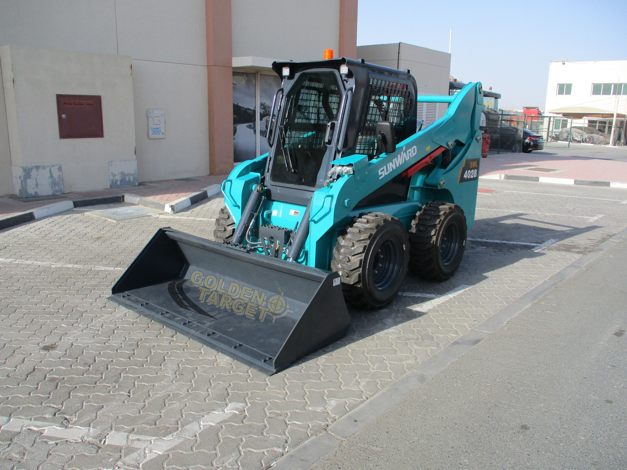 SUNWARD SWL4028 Skid Steer - 스키드 스티어 로더 : 사진 2 SUNWARD SWL4028 Skid Steer - 스키드 스티어 로더 : 사진 2
