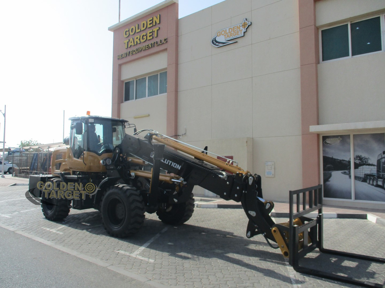 Solution SL3000TL Telescopic Wheel Loader - 휠 로더 : 사진 1 Solution SL3000TL Telescopic Wheel Loader - 휠 로더 : 사진 1