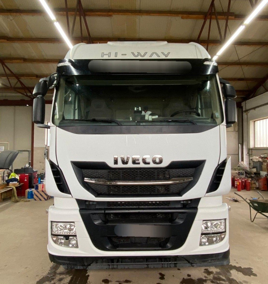 Iveco Stralis 460 Hi-Way 4x2Tractor -Tipper hydraulic - 트랙터 유닛 : 사진 1 Iveco Stralis 460 Hi-Way 4x2Tractor -Tipper hydraulic - 트랙터 유닛 : 사진 1